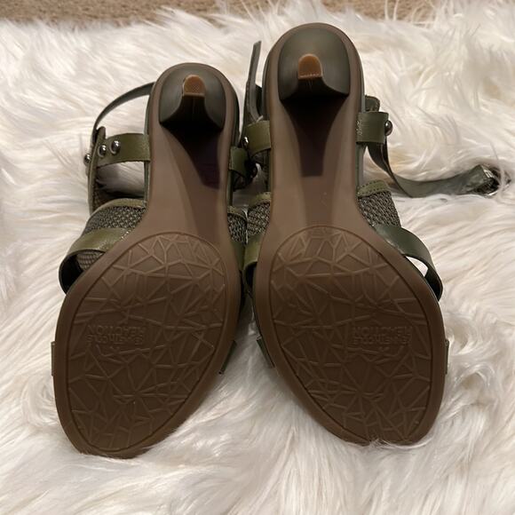 Kenneth Cole Reaction | High heel Mesh Sandals Size 8.5 - Picture 7 of 11